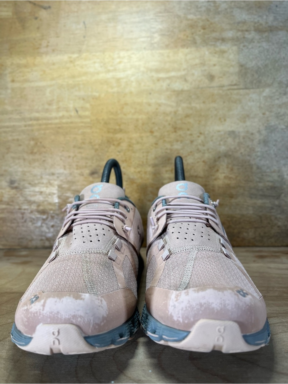On Cloud WATERPROOF REFLECTIVE Womens Size 5.5 Running Shoes Sneakers Rose Lunar - Picture 2 of 12